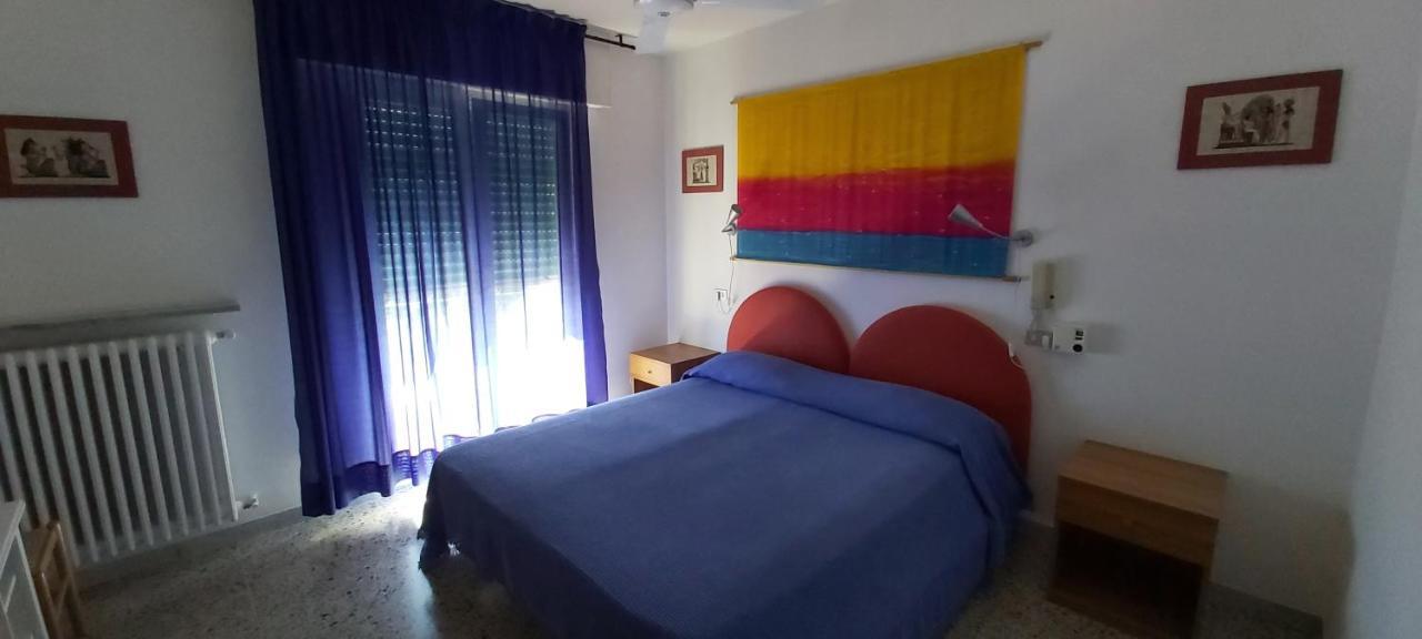 Hotel Casa Popi Malcesine Eksteriør bilde