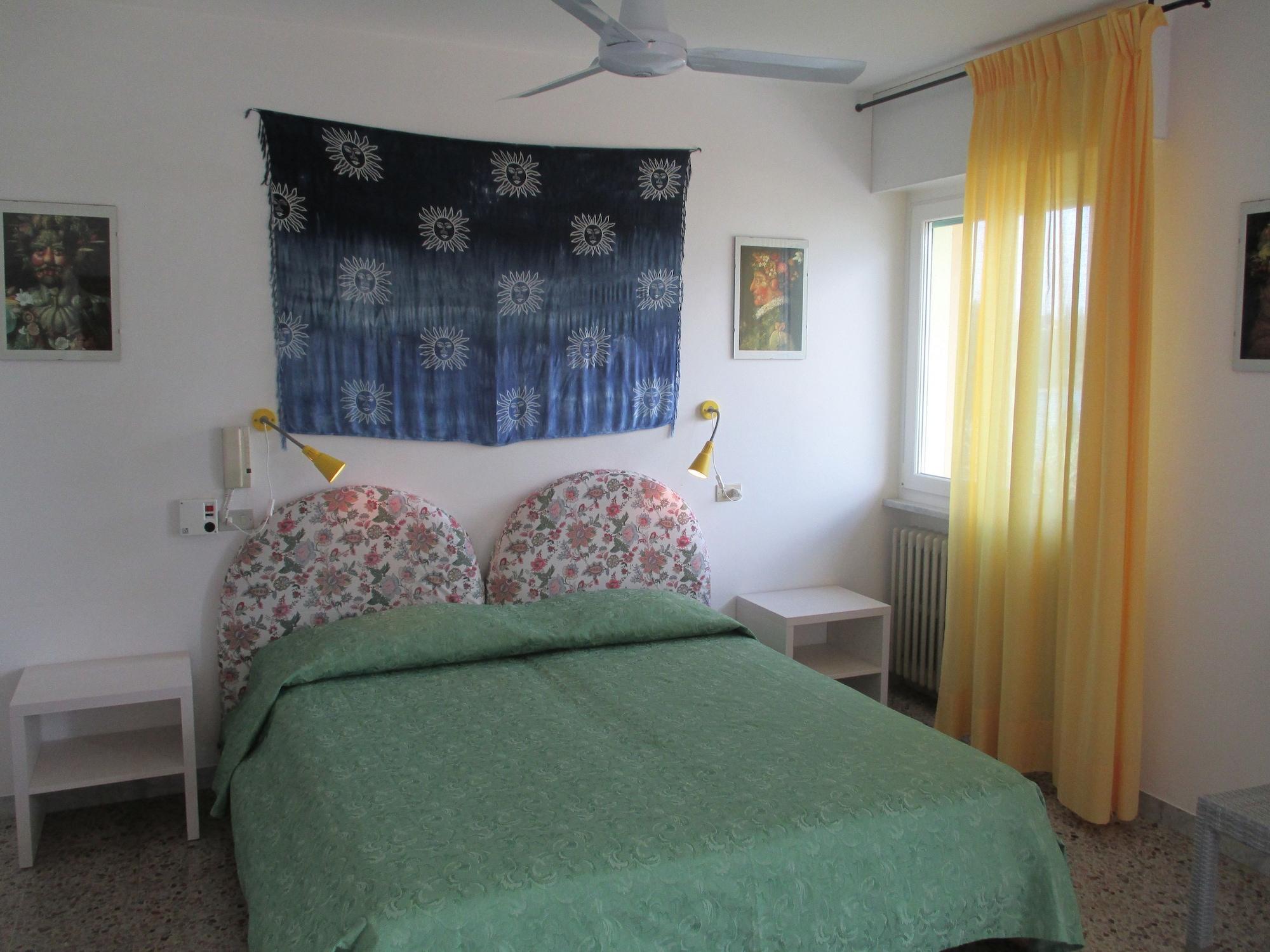 Hotel Casa Popi Malcesine Eksteriør bilde