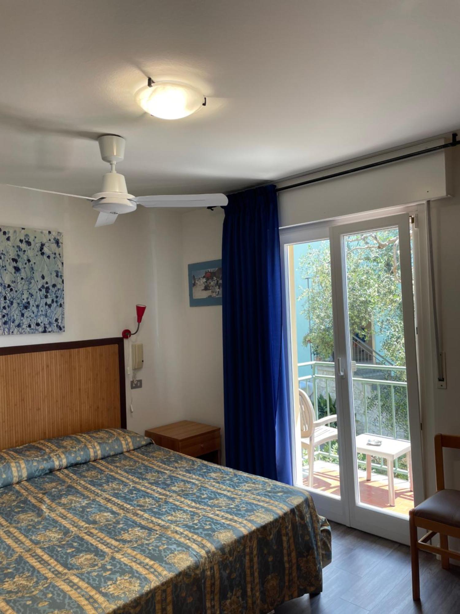 Hotel Casa Popi Malcesine Eksteriør bilde